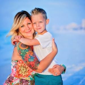 Meet your Posher, April